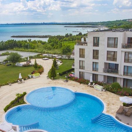 Diamond Beach Apartment 2 Room Burgas Exteriör bild